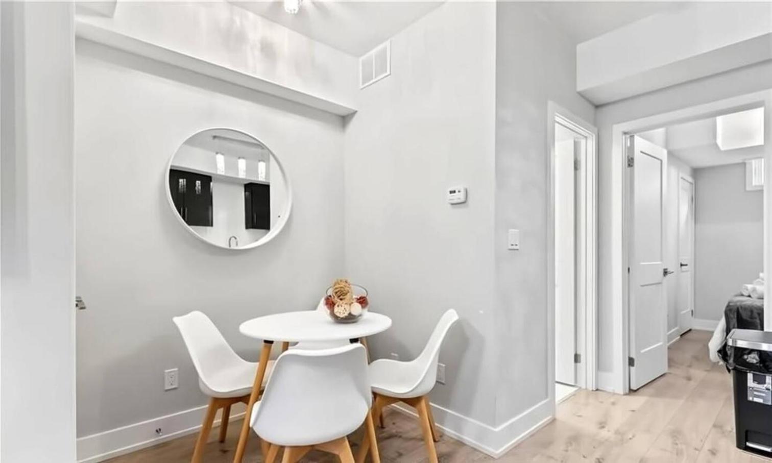 Cozy 1br15 Bath Unit-walk To Fallscasino Holiday home Niagara Falls